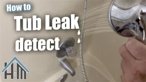 tub leaking through ceiling|Bathtub Leaking Through Ceiling: How to Fix a Leaky。